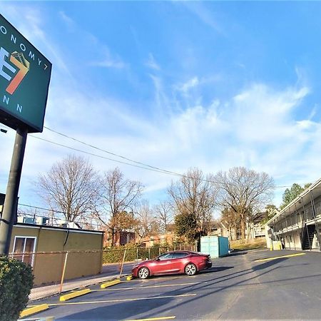 Economy 7 Inn- Newport News Exterior foto